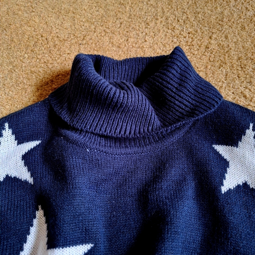 Zenana Blue Star Sweater - Picture 4 of 5